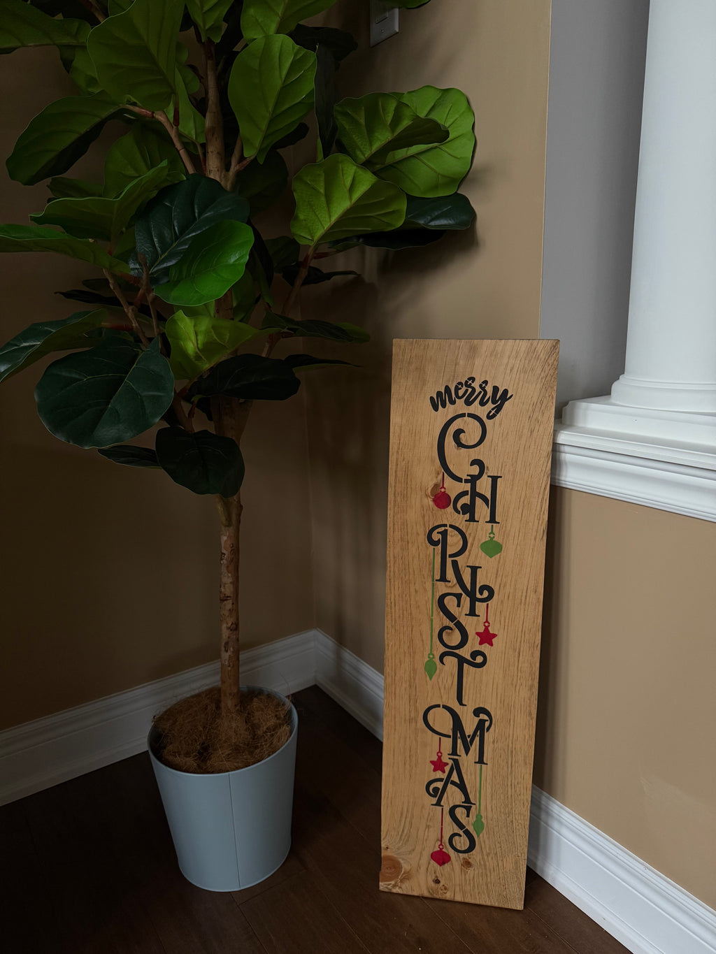 Merry Christmas Sign with Ornaments Oak and Black