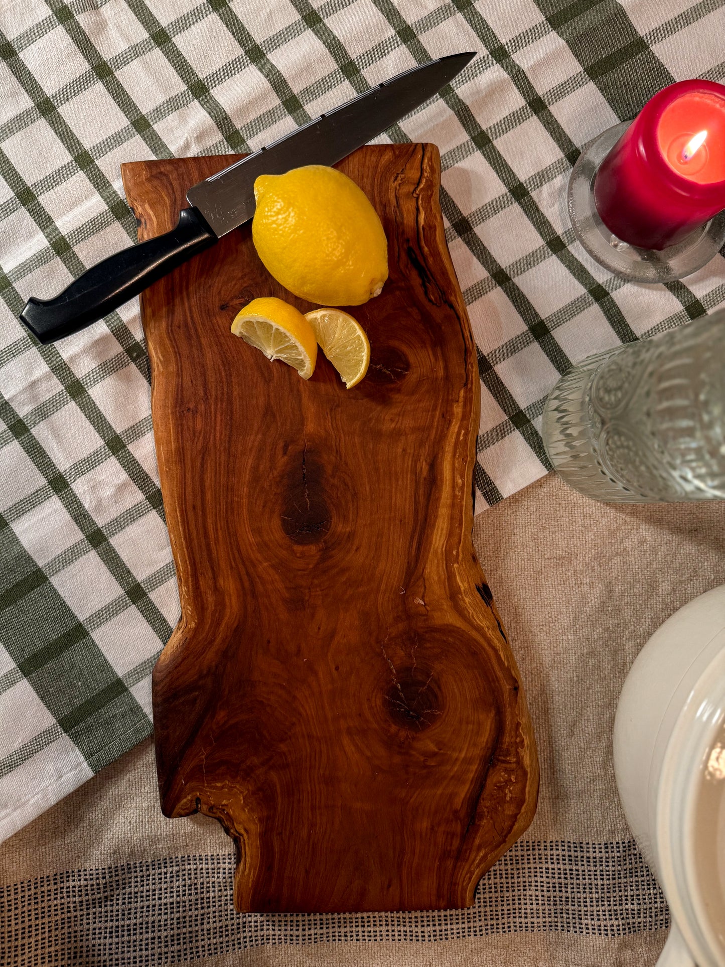 Knotty Apple Wood Serving/Cutting Tray