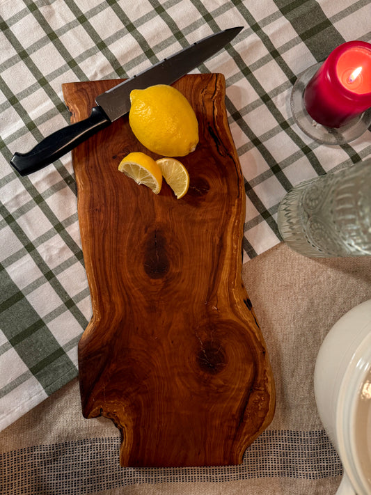 Knotty Apple Wood Serving/Cutting Tray